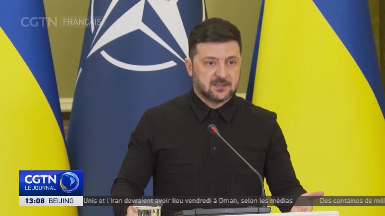 Zelensky plaide pour l'envoi de matériel de défense aérienne
