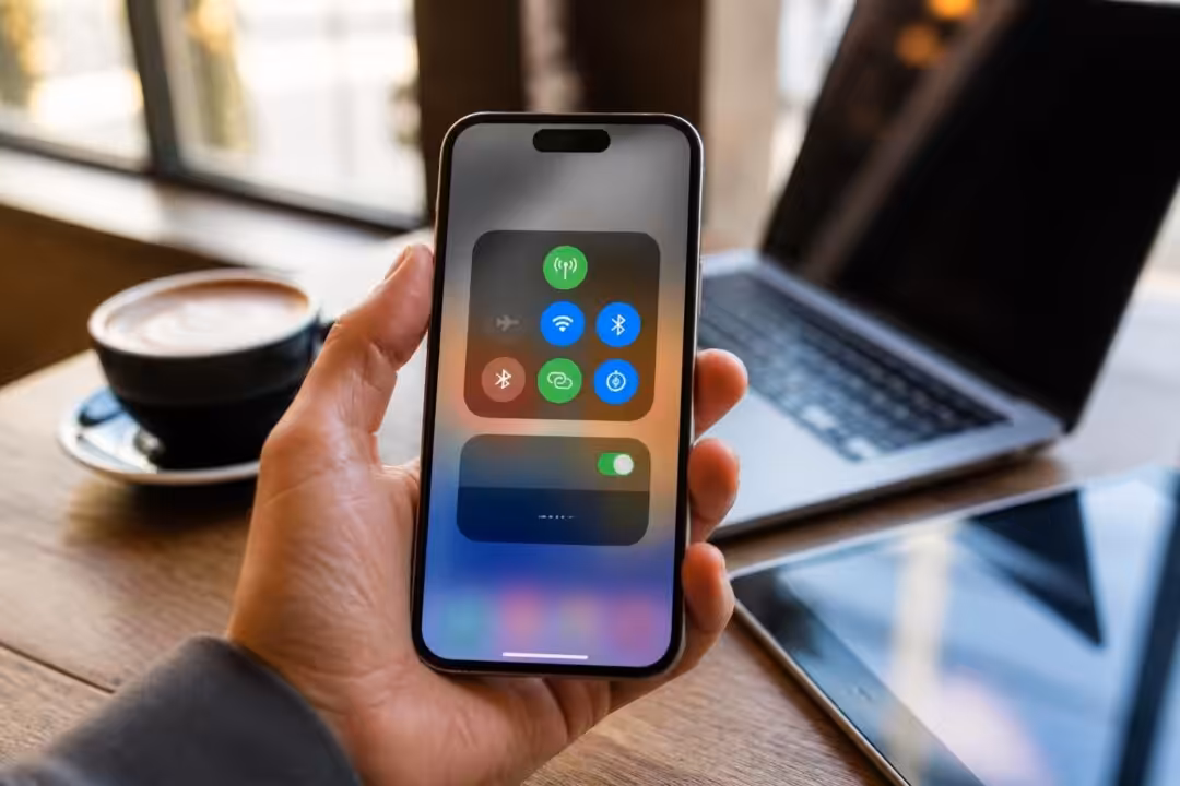 découvrez comment partager facilement la connexion internet de votre iphone avec d'autres appareils grâce à notre guide simple et rapide.